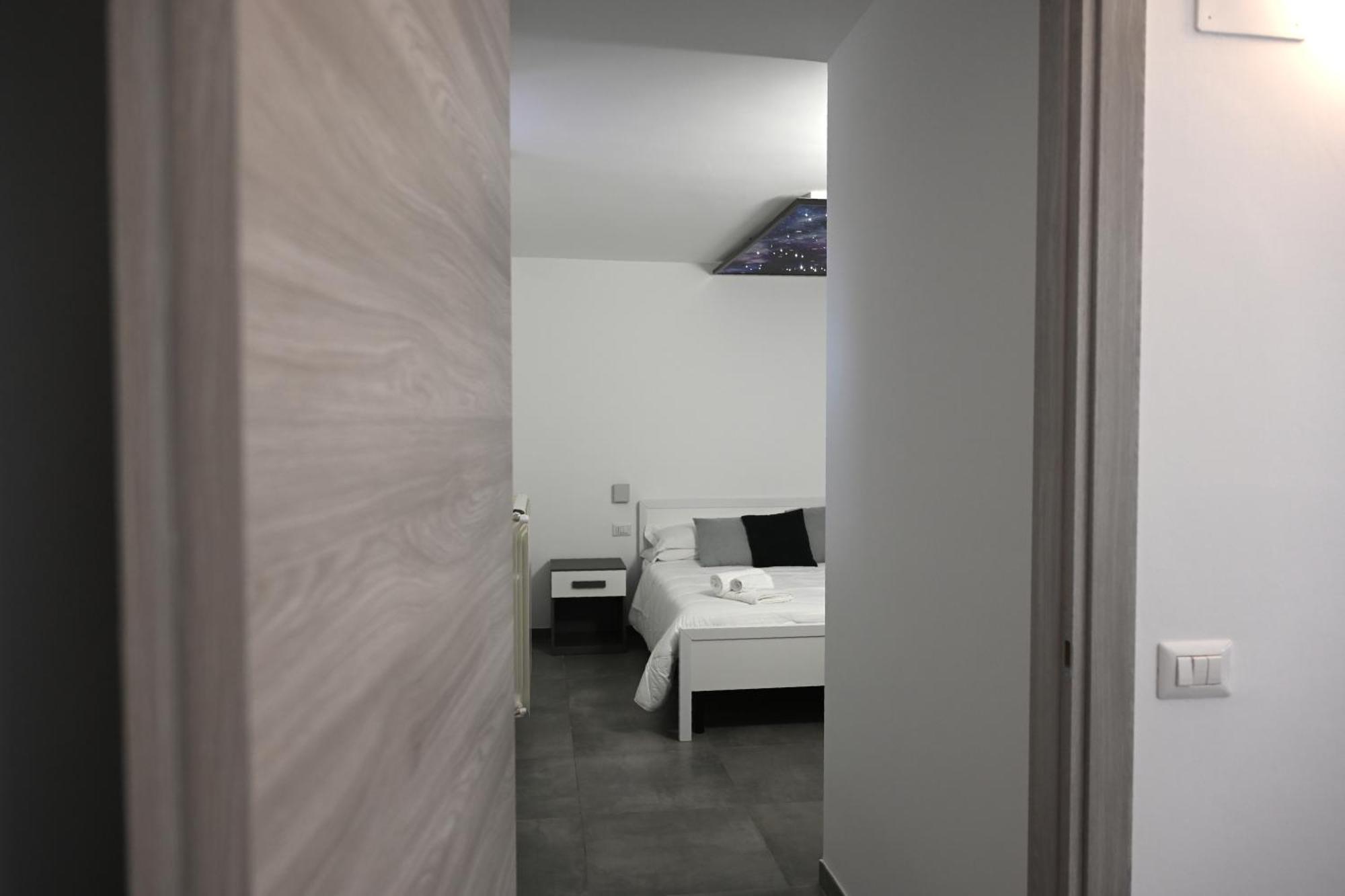 Karlin'S House Anzi - Albergo Diffuso Buitenkant foto