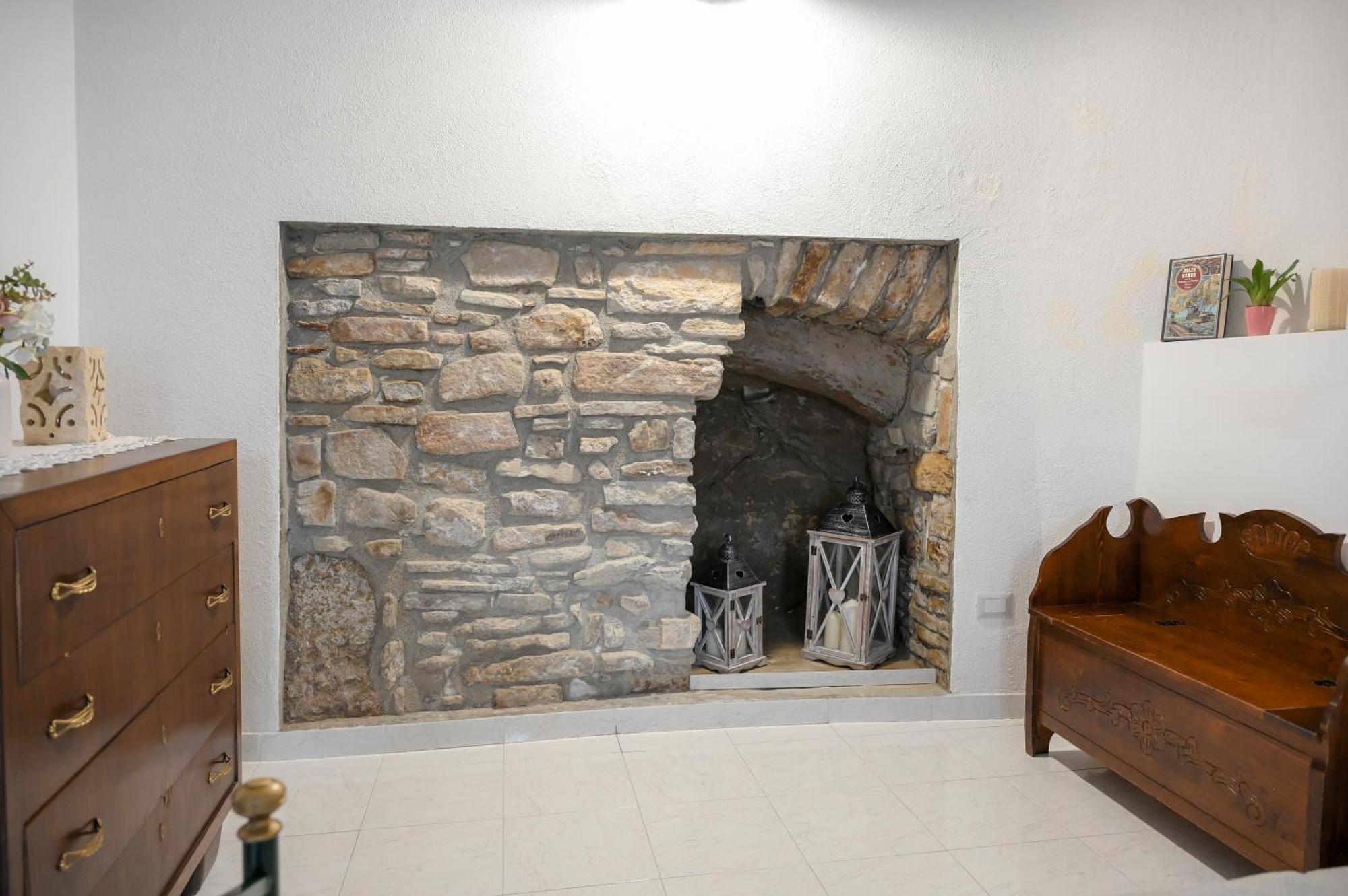 Karlin'S House Anzi - Albergo Diffuso Buitenkant foto